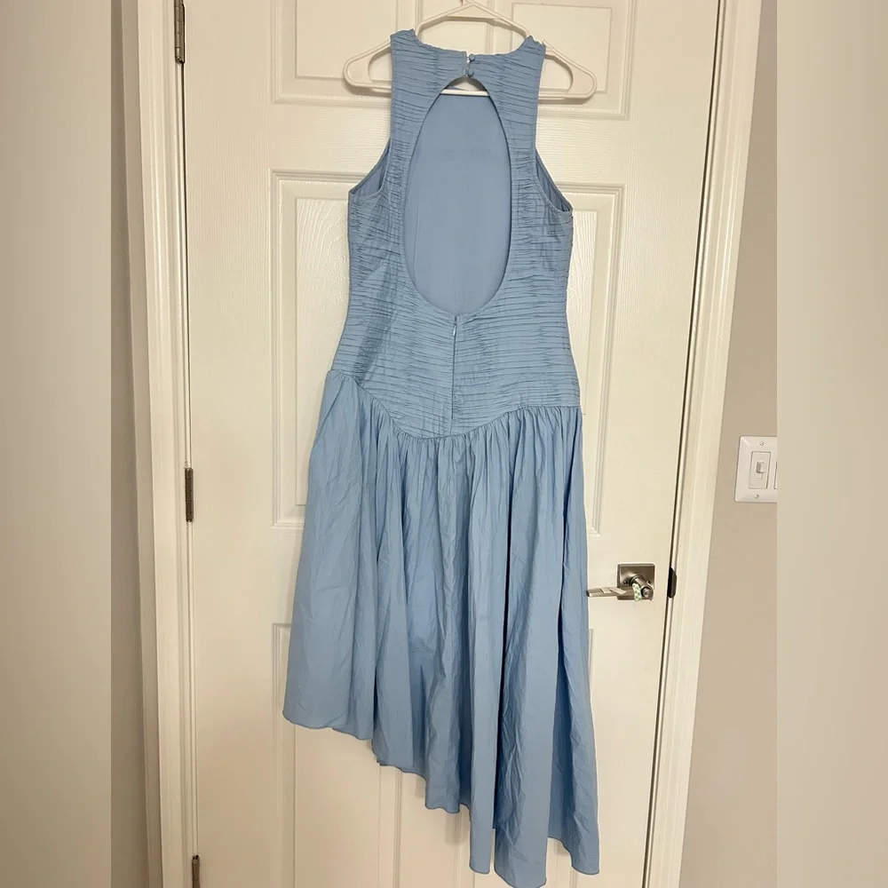 **SOLD** ASOS DESIGN ruched micro pleat bodice midi dress with open back in blue - Picture 7 of 8